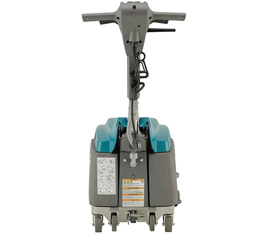 T1 Mini lavapavimenti uomo a terra alt 2